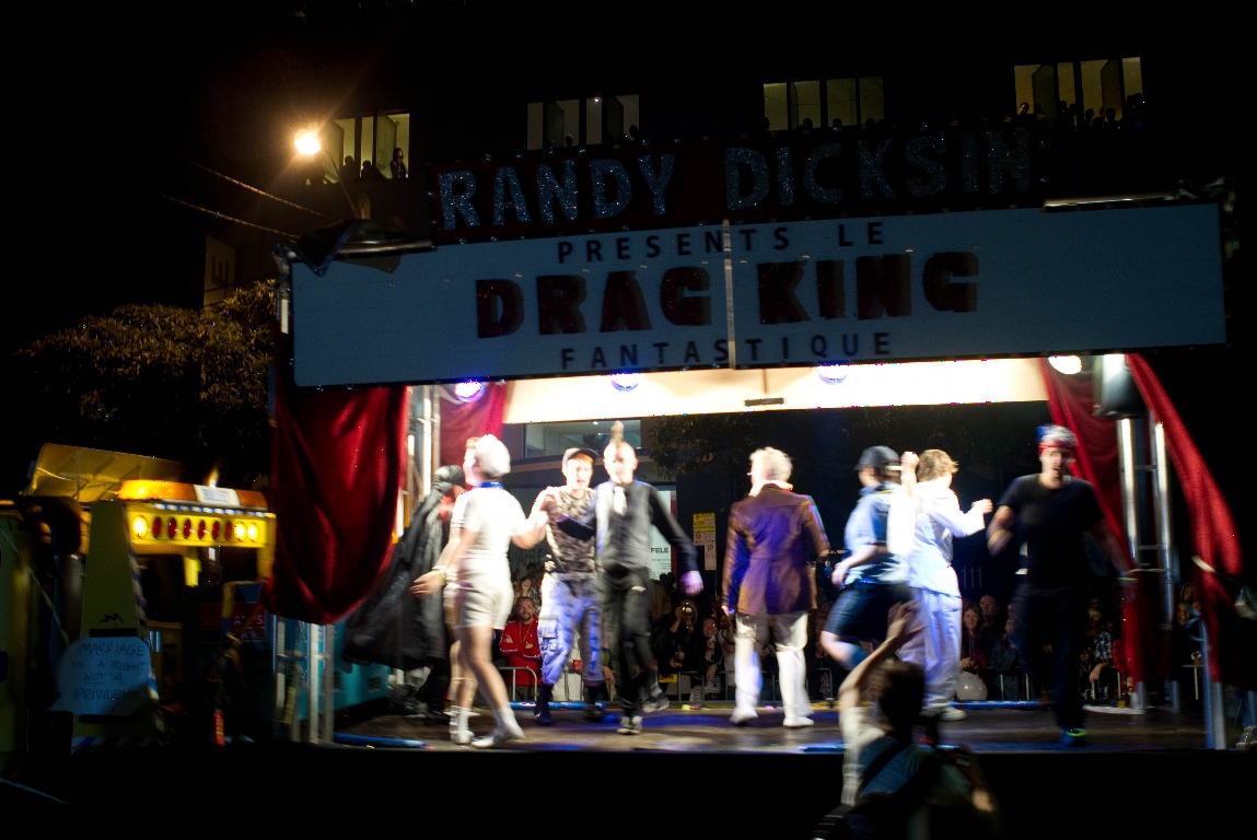 http://pandore.daedelys.org/australie2011/Drag%20King.jpg