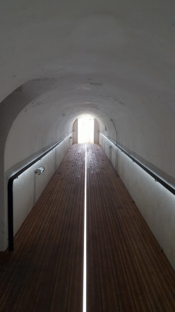 Tunnel